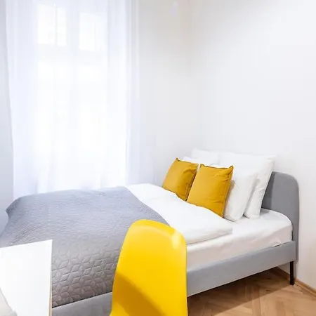Cityscape Budget Theresa Apartment Budapest