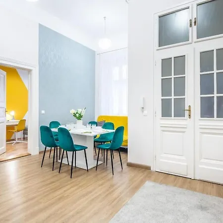 Apartamento Cityscape Budget Theresa