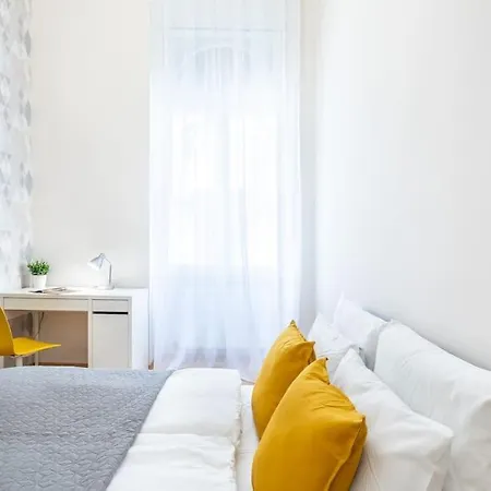 Cityscape Budget Theresa Apartamento *