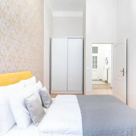 Apartamento Cityscape Budget Theresa *